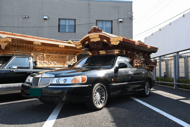 霊柩車｜田中商事株式会社｜葬儀｜供花｜供物｜法事｜東京｜杉並｜井草｜下井草｜埼玉｜所沢｜狭山